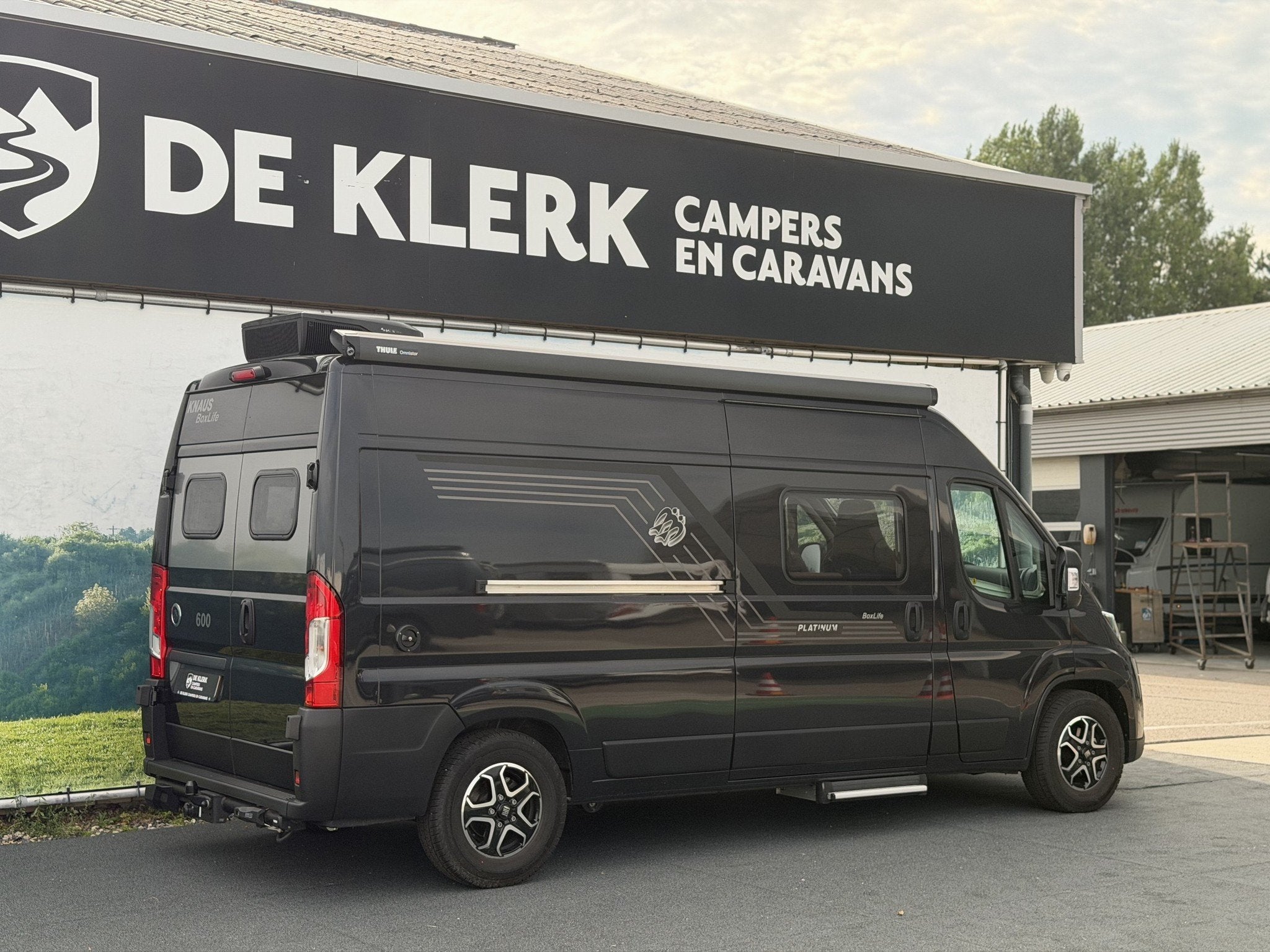 Knaus Boxlife 600 MQ Platinum Select / Gratis Stalling, Automaat, Buscamper of Camperbus, Hordeur, Tot en met 2