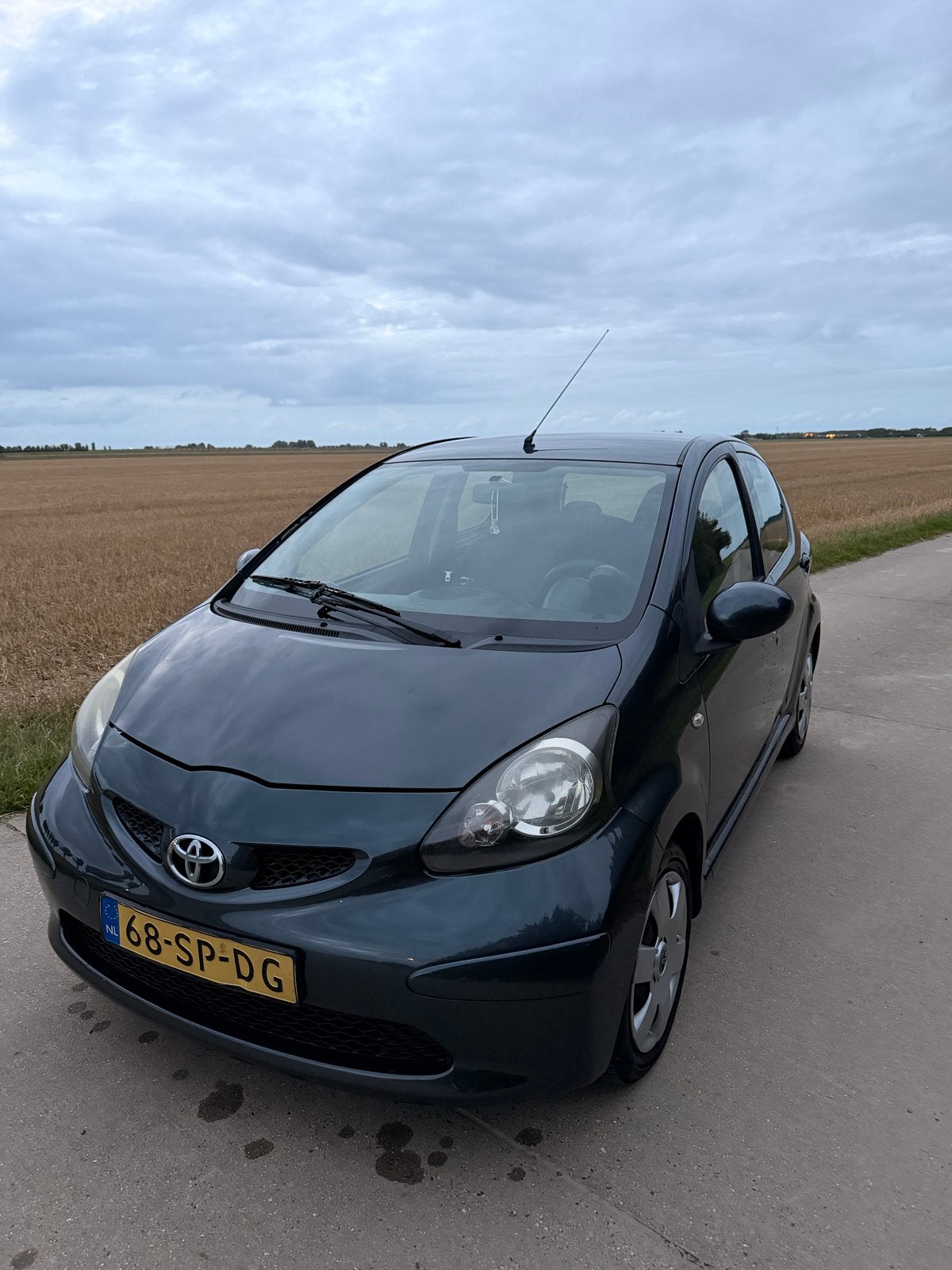 Toyota aygo automaat! (Aangepaste auto), Auto's, 1330 kg, 4 cilinders, 129 pk, Origineel Nederlands