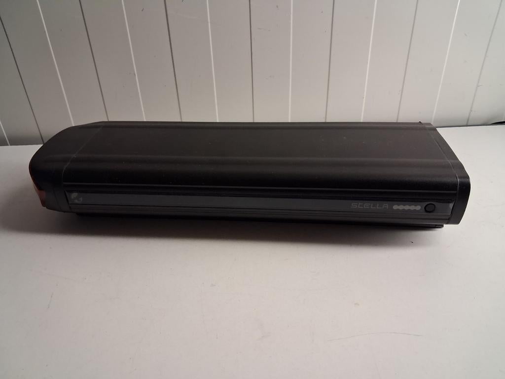 Accu Stella 3 SF2.1 Eleon | 36v EBT360-130L1SAA CANBUS, Fietsen en Brommers, Fietsaccessoires | Fietsaccu's, Pyter jurjensstrjitte stiens