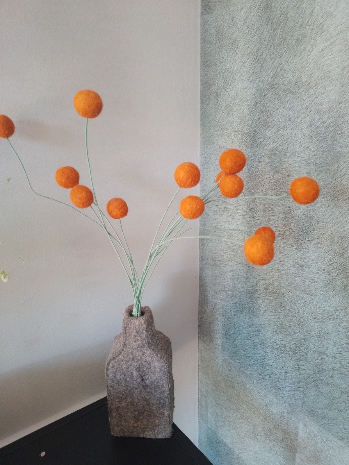 KidsDepot Vaas van Vilt- herst oranje bolletjes kids depot, Gebruikt, Textiel, Ophalen of Verzenden, Met patroon/structuur