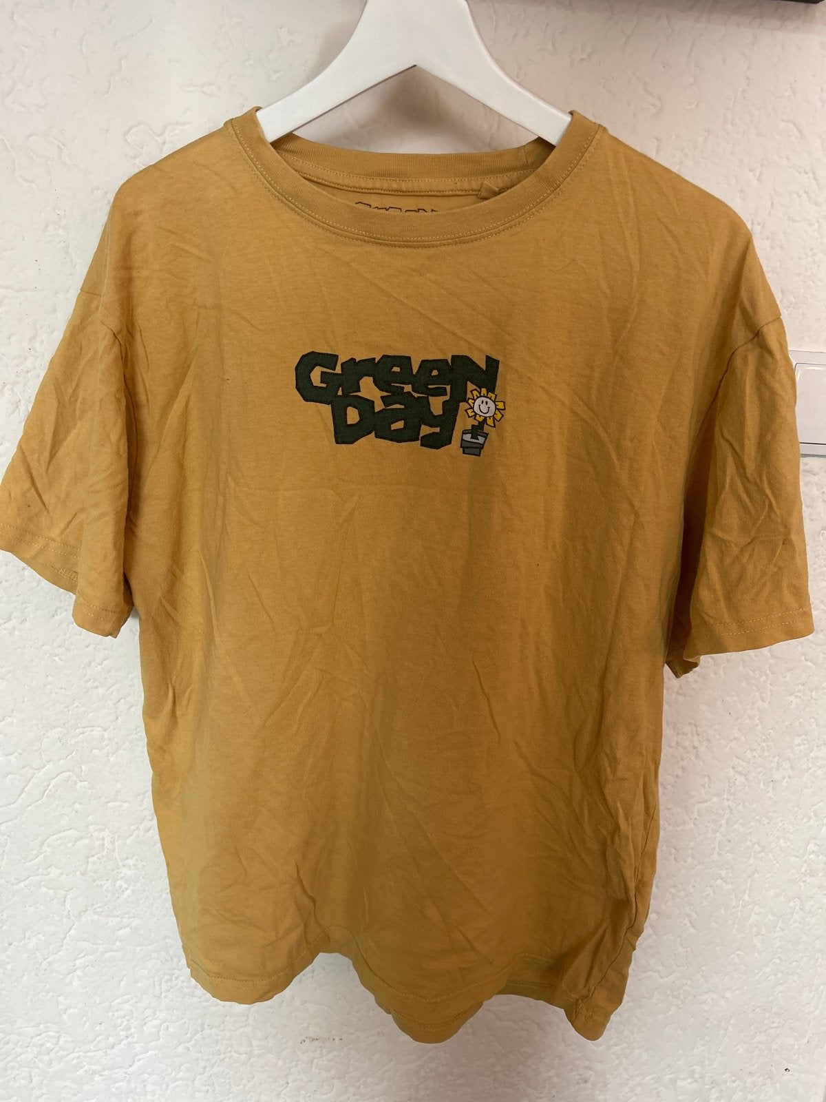 Green Day T-shirt Pull&Bear Maat S/M, Geel, Ophalen of Verzenden, Zo goed als nieuw, Korte mouw