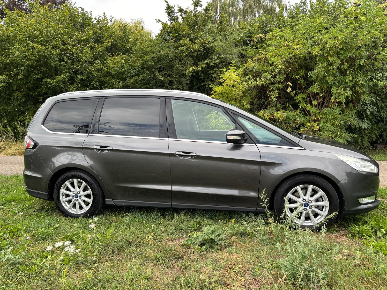 Ford Galaxy nwe APK 2.0 Tdci EURO 6!!  2016 SMax, Voorwielaandrijving, Stof, 4 cilinders, 2000 kg