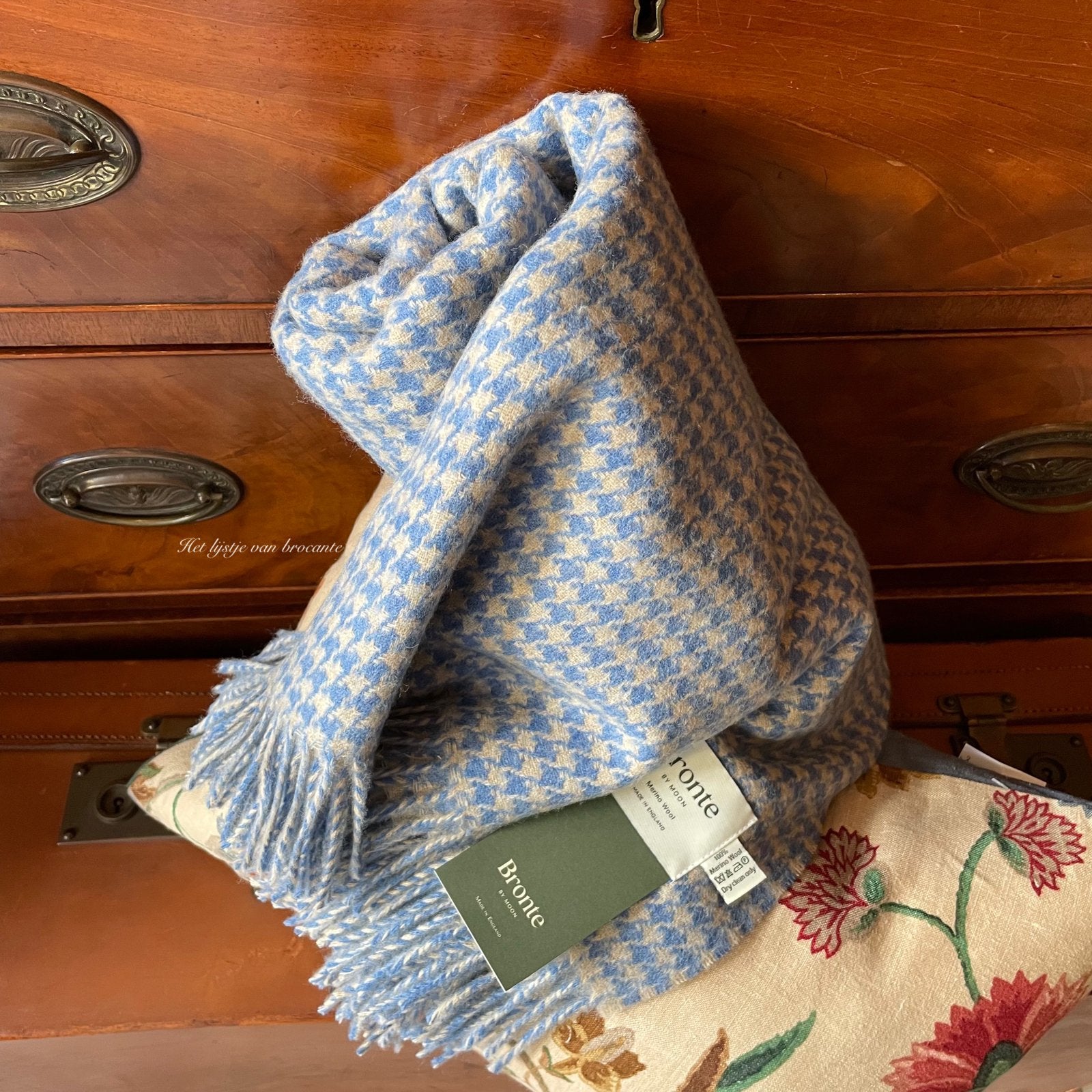 Engels wollen plaid Bronte by Moon Houndstooth blue, Huis en Inrichting, Westdijk 41 3241 GT Middelharnis, Info@lijstjevanbrocante.nl