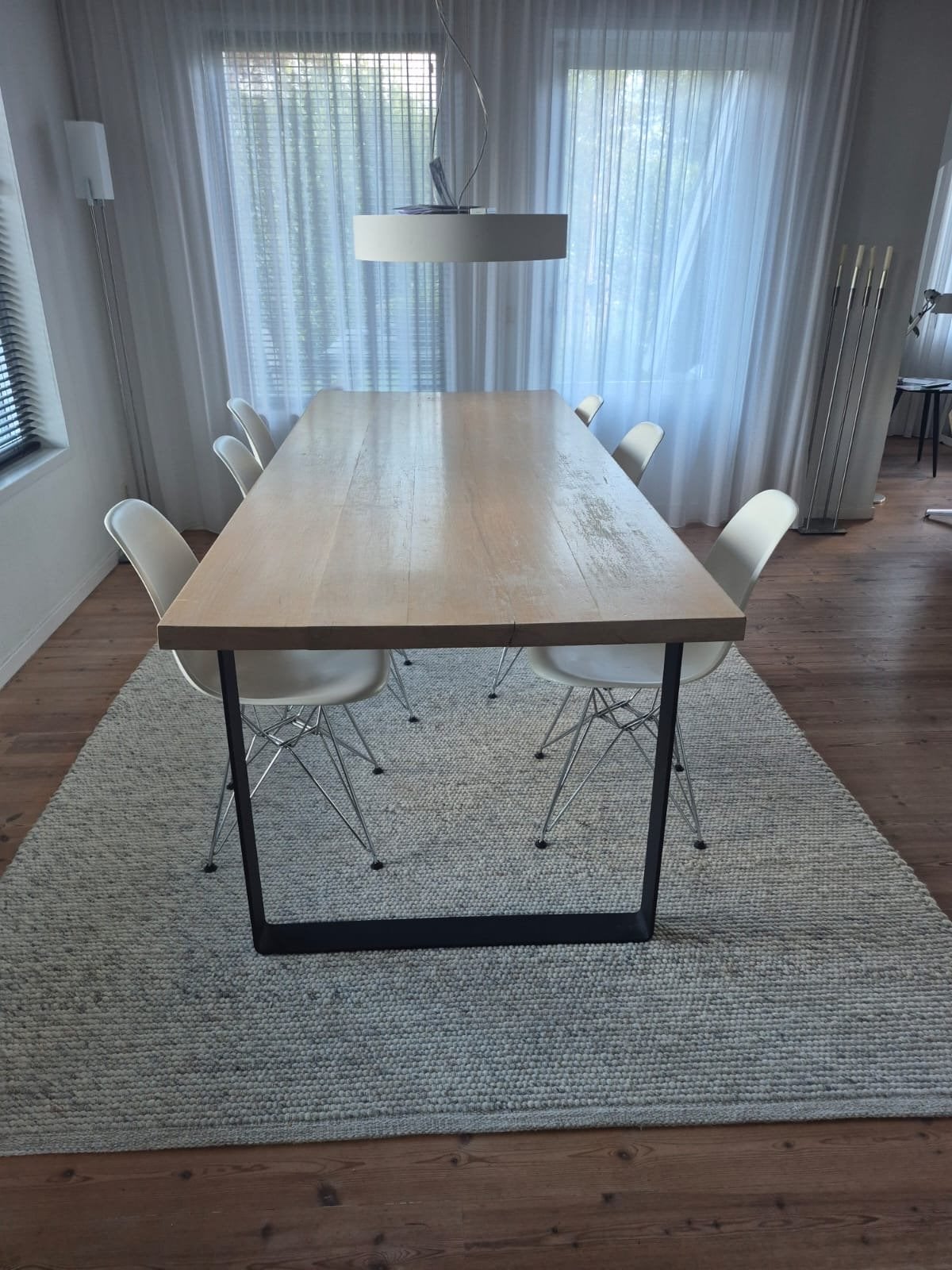 Massief beuken eettafel met zwart metalen onderstel, Ophalen, Gebruikt, 200 cm of meer, 50 tot 100 cm