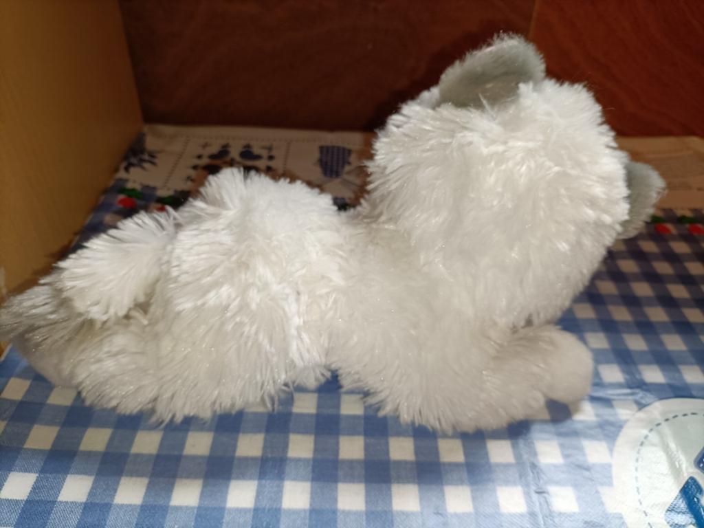 Witte kitten knuffel die kan spinnen! 27 cm groot, Ophalen of Verzenden, Zo goed als nieuw, Overige typen
