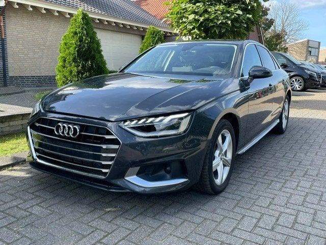 Audi A4 Limousine 40 TFSI ADVANCED S-TRONIC NAVI CAMERA, Automaat, Gebruikt, 190 pk, 1984 cc