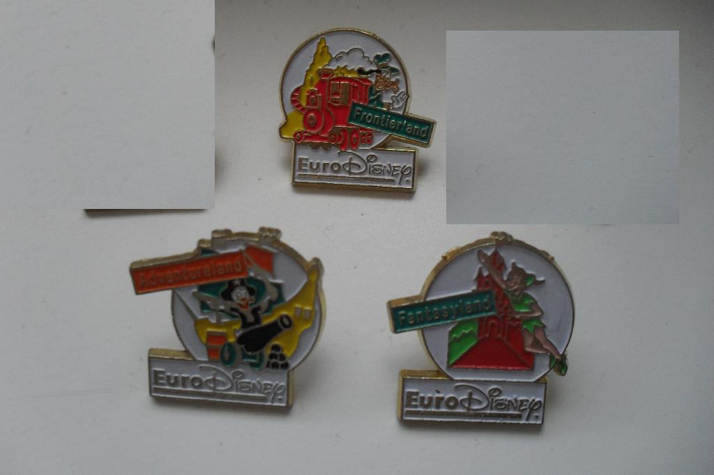 Euro Disney Esso pins set Goofy Peter Pan Donald Duck, Verzamelen, Ophalen of Verzenden, Zo goed als nieuw