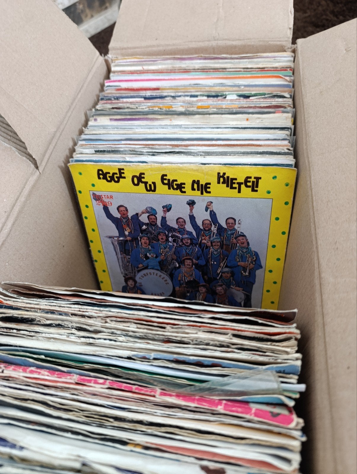 158 vinyl singles – gemengde partij – leuke vondst, Ophalen of Verzenden
