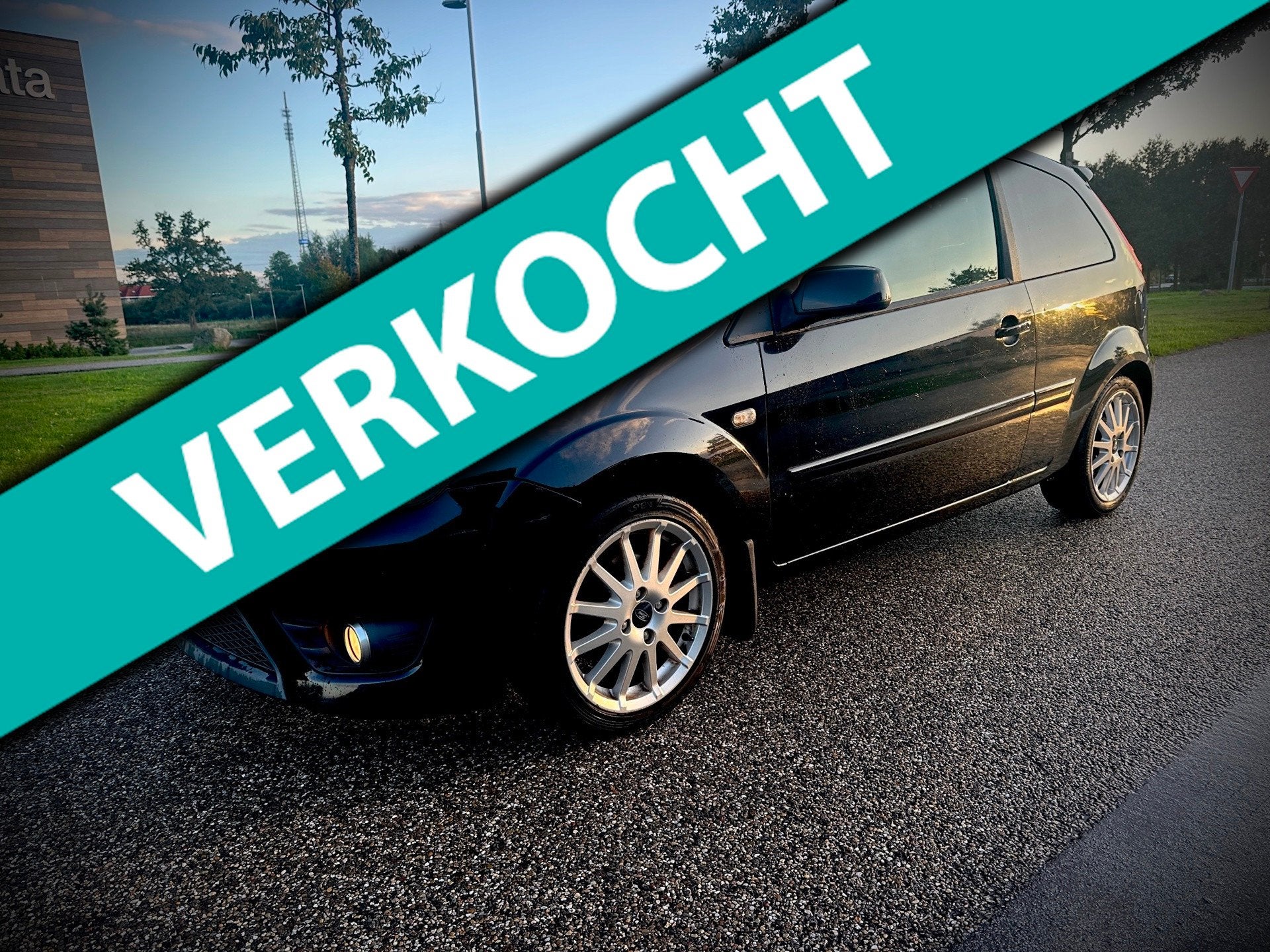 Ford Fiesta 1.6-16V Sport Ultimate Edition, nr 142, leer, ai, Voorwielaandrijving, 1596 cc, Zwart, 4 cilinders