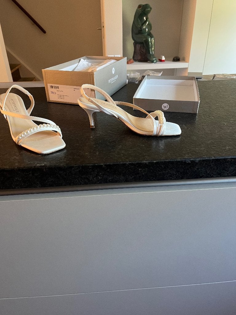 Elegante Peter Kaiser damesschoentjes, mt 39,5, Wit, Zo goed als nieuw, Schoenen met hoge hakken, Ophalen