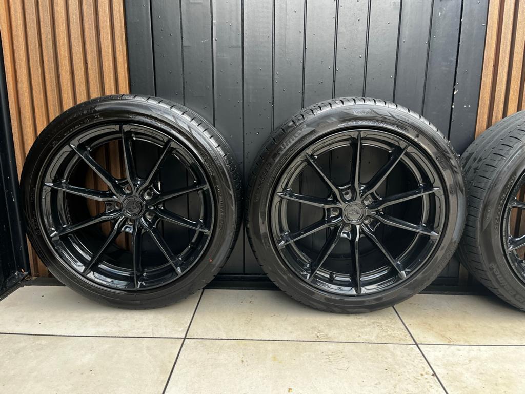 4x JR Wheels Zwart, 225/45R17 incl. bouten. 17 inch., Ophalen, Gebruikt, Banden en Velgen, 17 inch