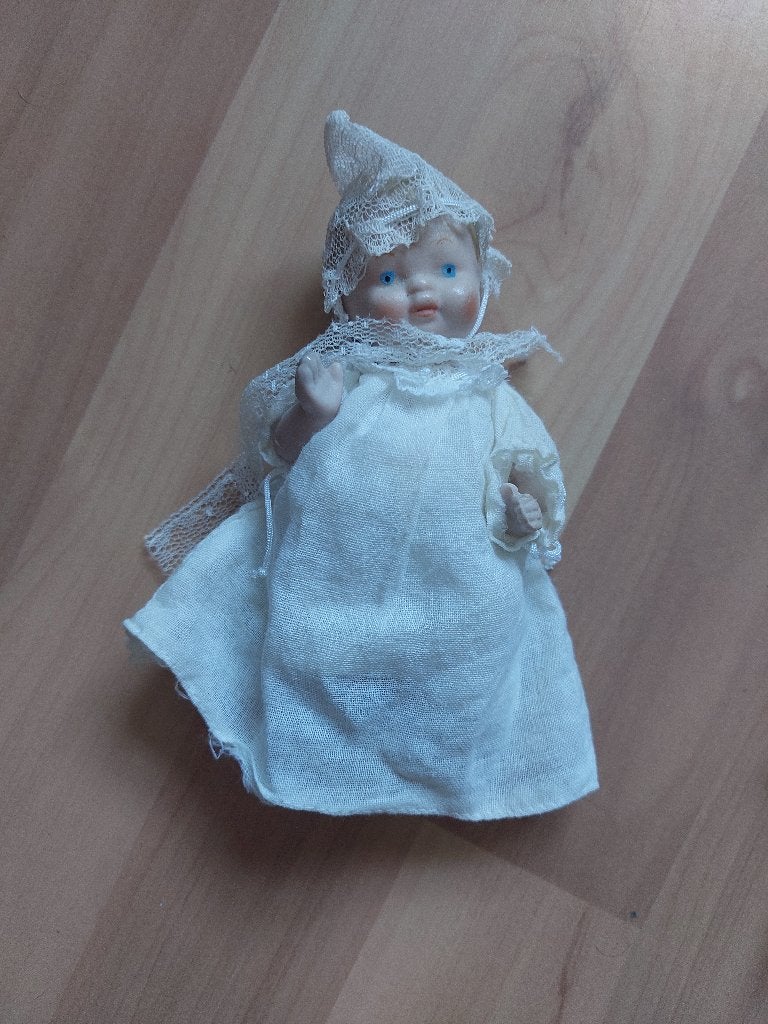 Antieke porseleinen biscuit pop, Ophalen of Verzenden, Zo goed als nieuw, Pop