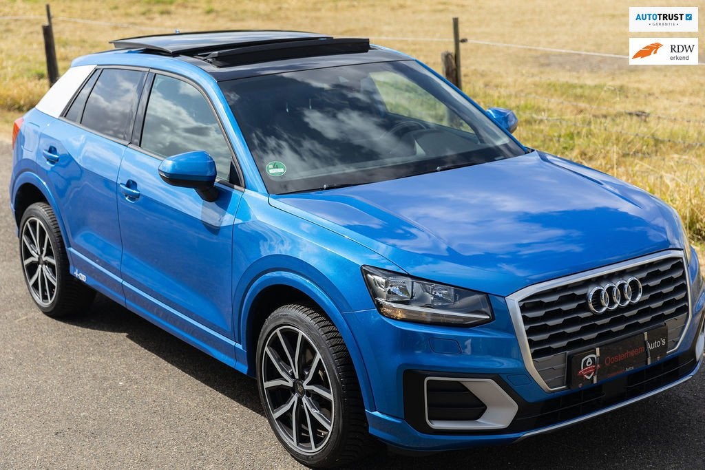 Audi Q2 1.4 TFSI CoD Sport Pano|Trekhaak|Leder|Navi, Auto's, Gebruikt, 4 cilinders, 150 pk, Blauw