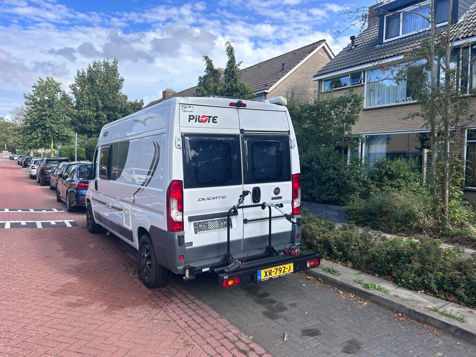 Foto 6 van Pilote V600G Buscamper - AUTOMAAT- Compact en Compleet