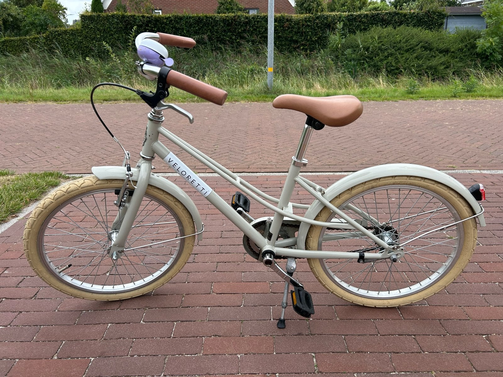 Veloretti Junior 20 inch - Pebble Grey, Fietsen en Brommers, Ophalen, Gebruikt, Terugtraprem, 20 inch of meer