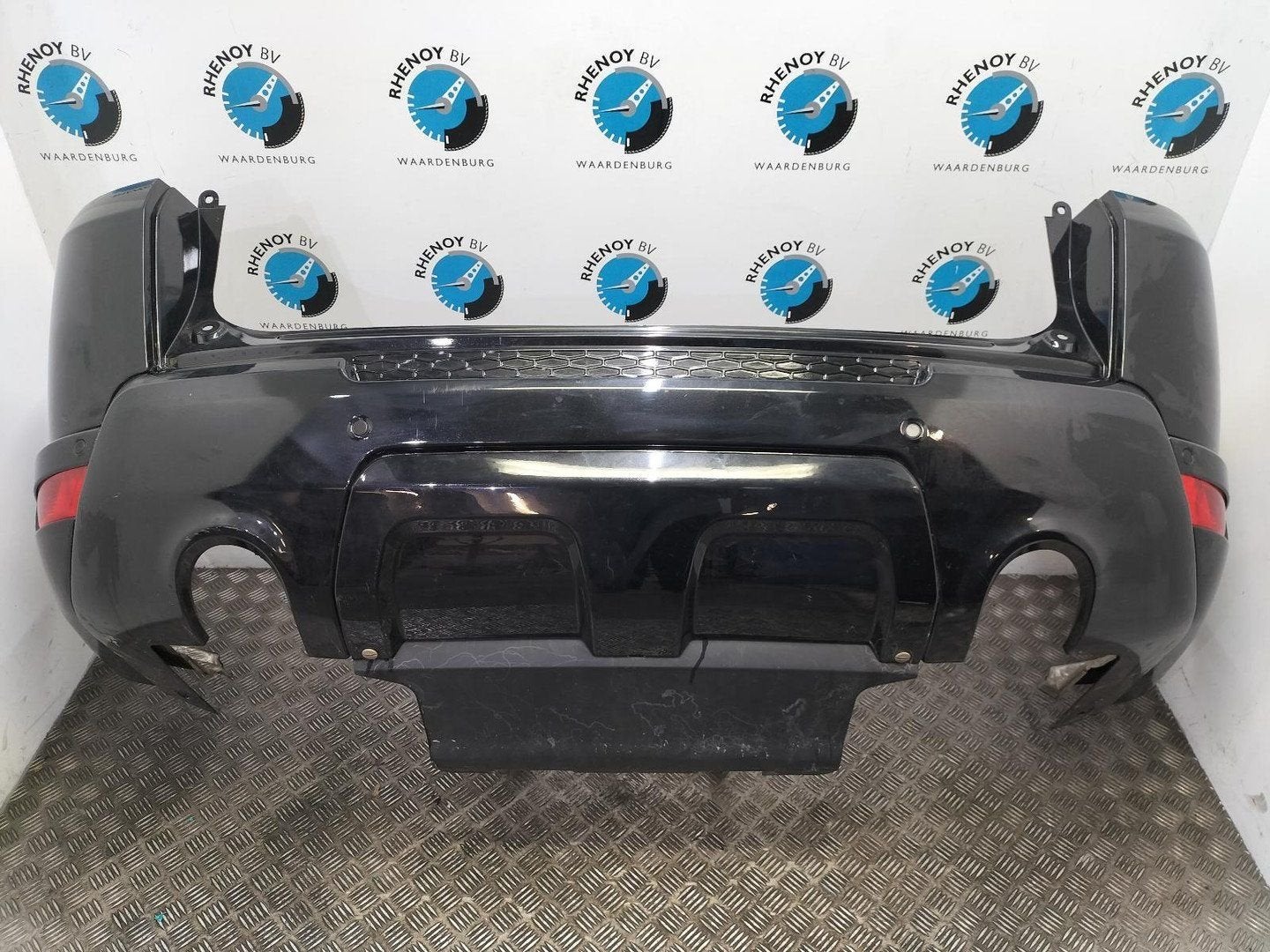 LANDROVER RANGE ROVER SPORT BUMPER ACHTER 2013, Gebruikt, Ophalen of Verzenden, Stiba lid, Achter