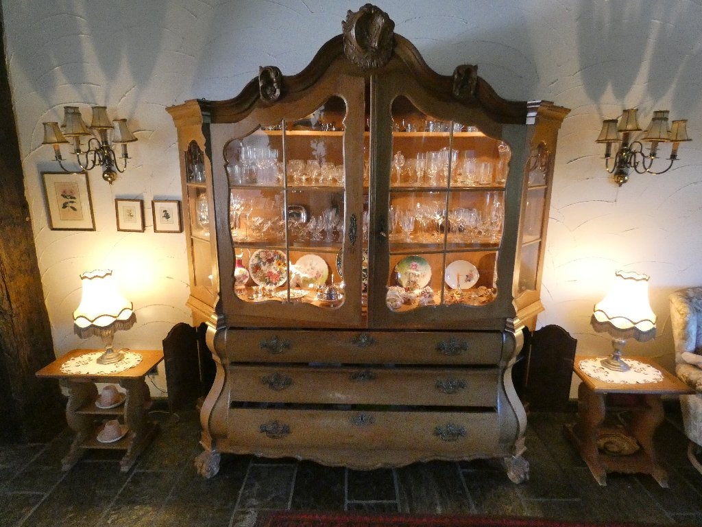Antieke Nederlandse Rococo Vitrinekast (Kabinet), Antiek en Kunst, Ophalen