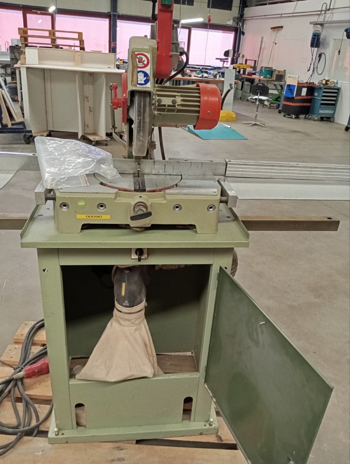 Afkortzaag OMGA T 55 300 met stofafzuiging, Ophalen, Gebruikt, OMGA, 70 mm of meer