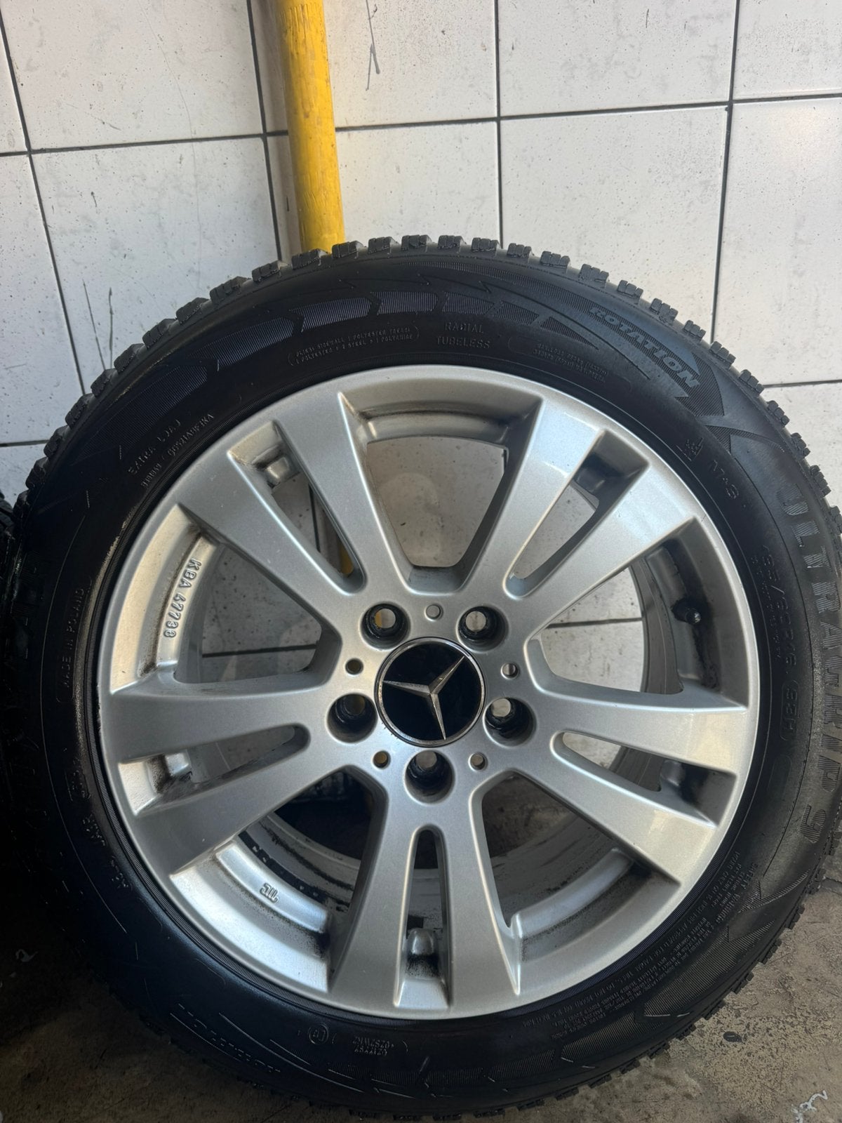 Mercedes banden, Ophalen, Gebruikt, 16 inch, Winterbanden