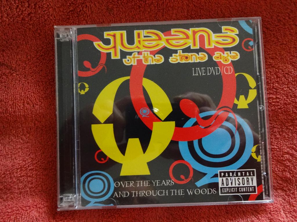 Queens Of The Stone Age – Over The Years & Through The Woods, Ophalen of Verzenden, Gebruikt, Boxset