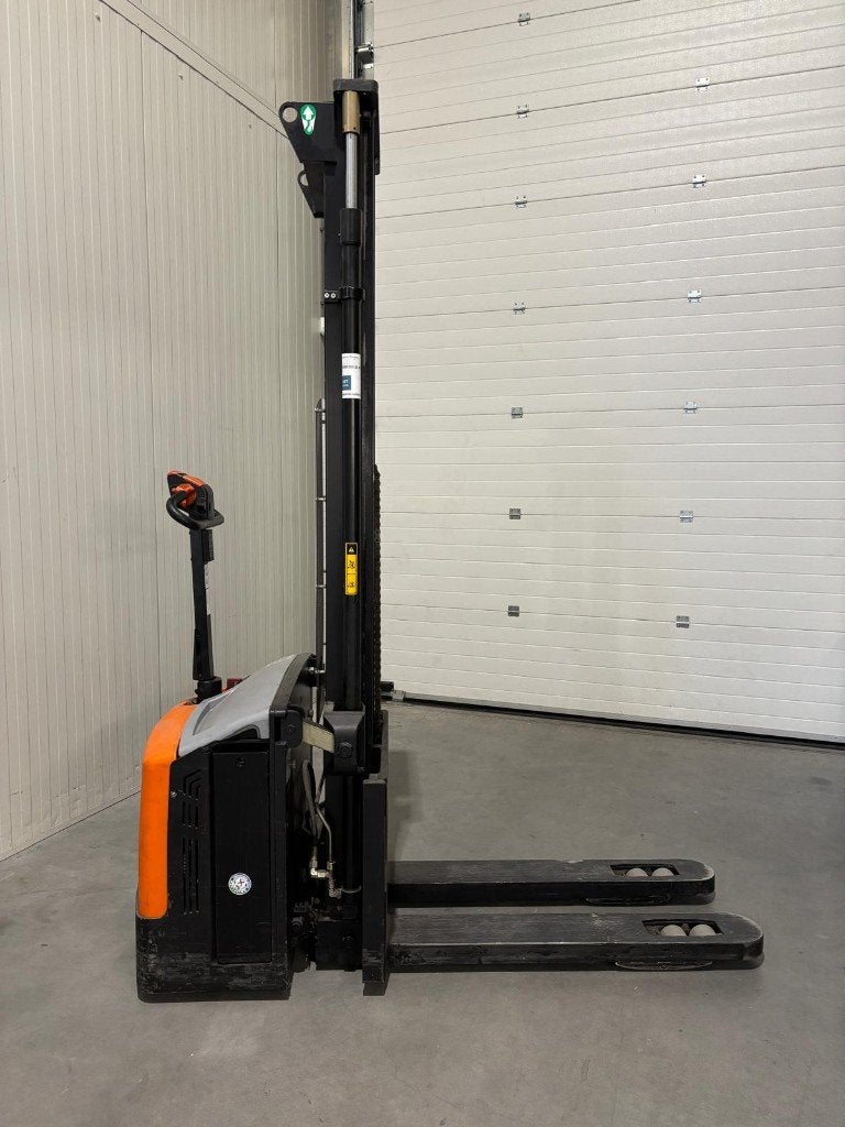 Stapelaar Rocla SW12aci hefhoogte 2M/3,6M matige accu, Ophalen, Stapelaar, 1000 tot 2000 kg, Rocla