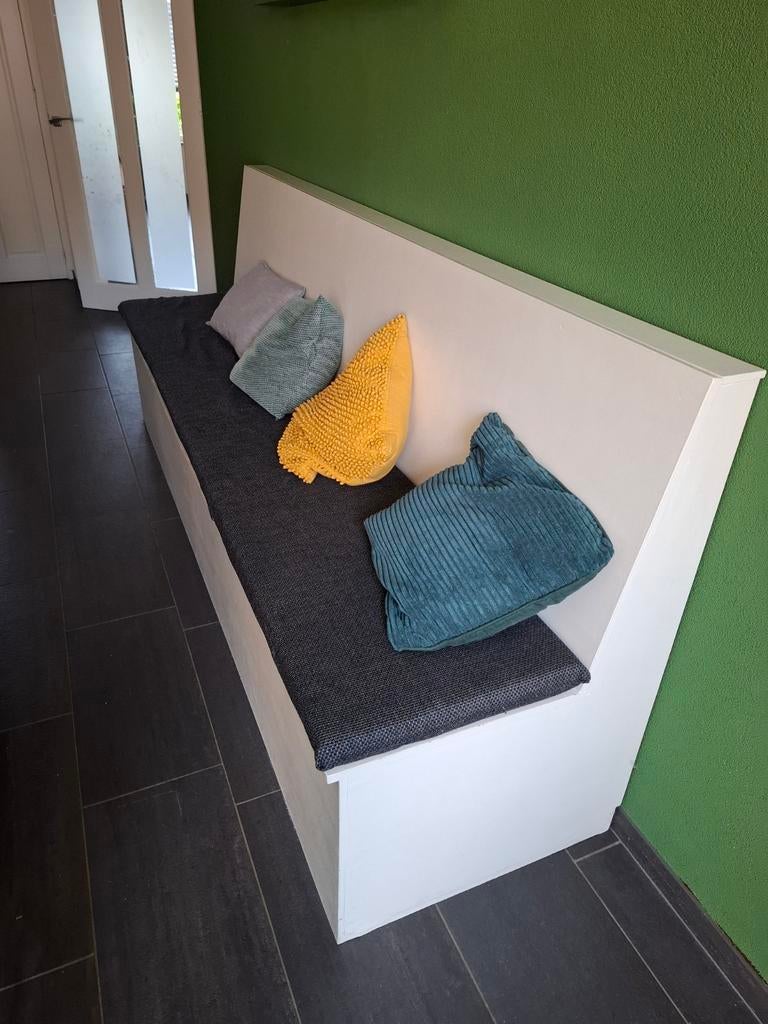 Zelfgemaakte houten bank met kussens (245cm), Ophalen, Gebruikt, Stof, 200 tot 250 cm