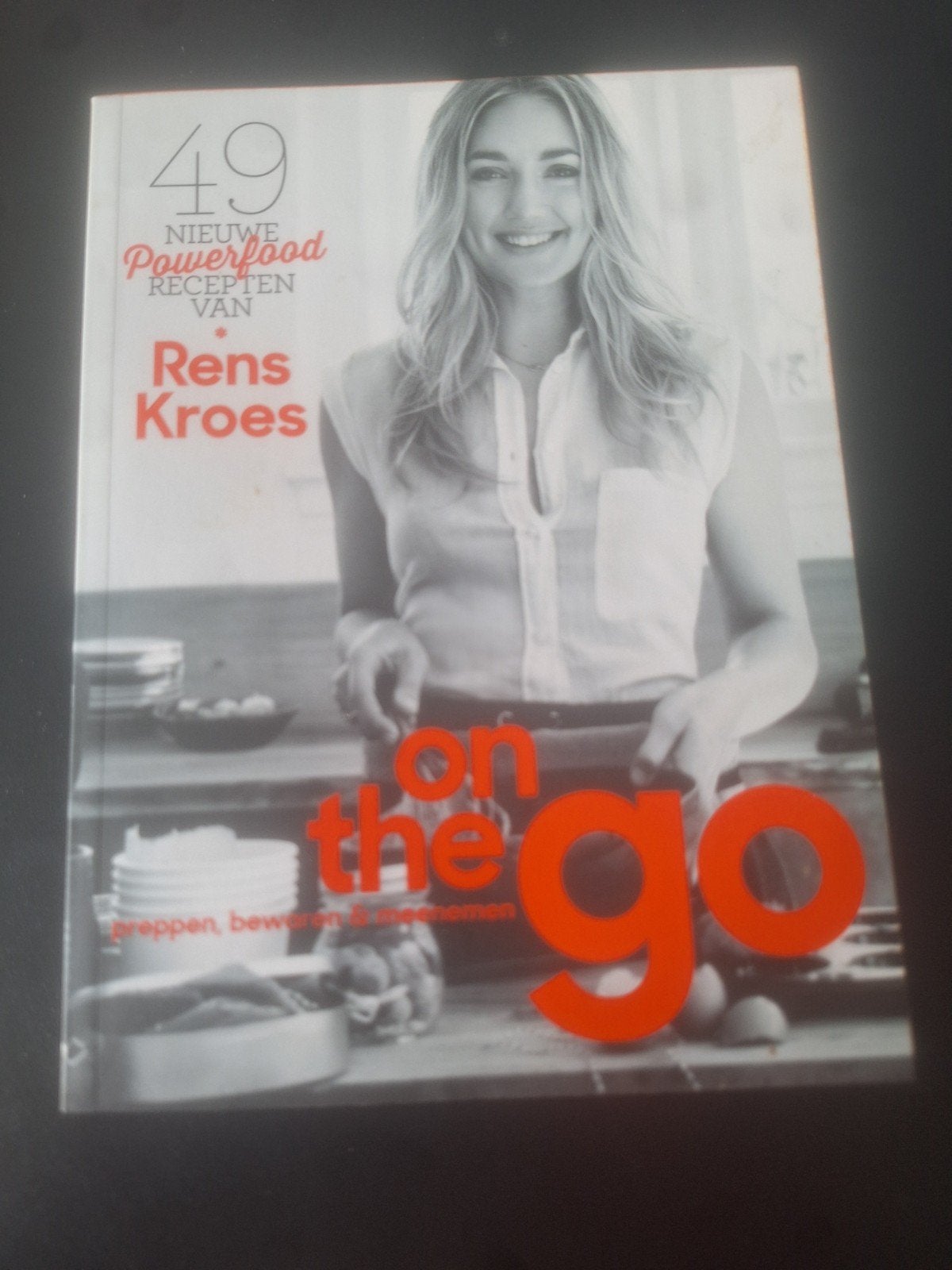 Rens Kroes - On the go: 49 nieuwe Powerfood recepten, Gezond koken, Ophalen of Verzenden, Zo goed als nieuw, Rens Kroes