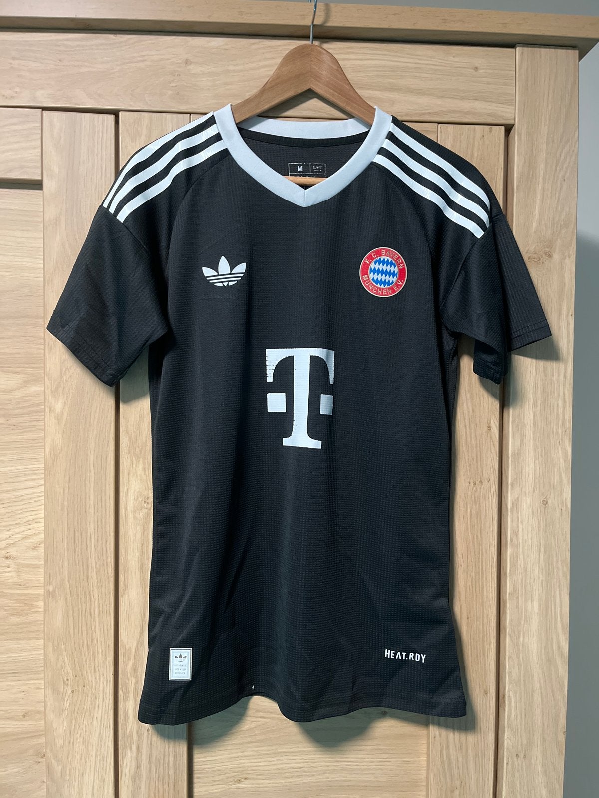 FC Bayern München Adidas Voetbalshirt Neuer Maat M, Maat M, Ophalen of Verzenden, Zo goed als nieuw, Shirt