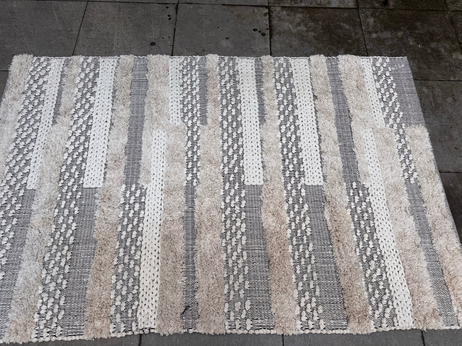 Handgemaakt katoenen vloerkleed - 160x230 cm - Crème/Grijs, Huis en Inrichting, Stoffering | Tapijten en Kleden, Ophalen, Gebruikt