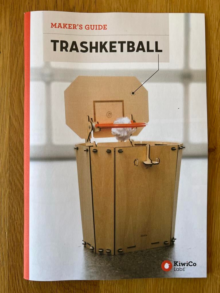 KiwiCo Bouwpakket: Basket-prullenbak, Ophalen of Verzenden, Nieuw, Hout, Knutselset