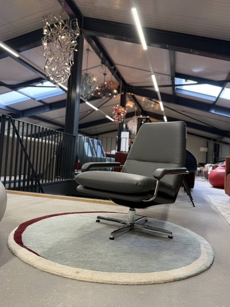 Nieuw Gelderland 400 draai fauteuil grijs leer design stoel