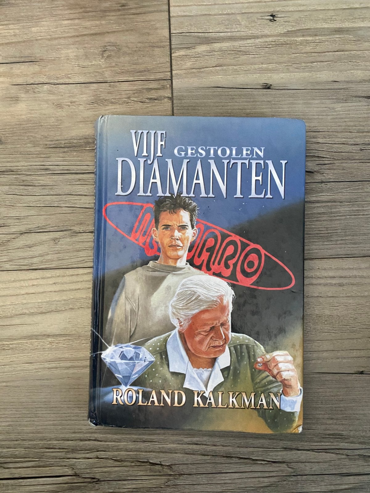 Vijf gestolen diamanten - Roland Kalkman, Ophalen of Verzenden, Zo goed als nieuw, Fictie
