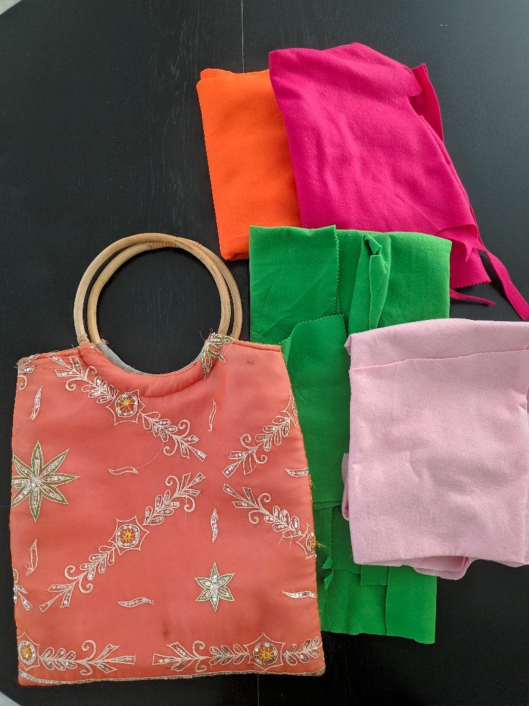 Knutselvilt met tas, Ophalen, Gebruikt, Textiel, Knutselwerk
