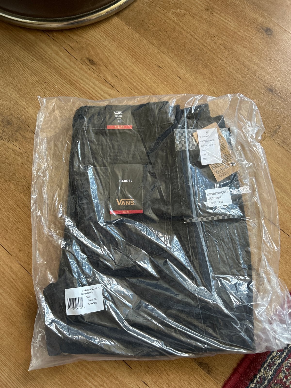 Vans Blaire Cropped Barrel Pant Zwart - Maat 26, Kort, Zwart, Nieuw, Ophalen of Verzenden