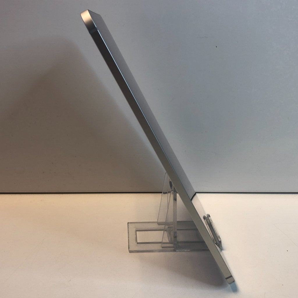 Apple iPad Air 4 64GB Wifi + Cellular Zilver | Nette staat, Apple, Gebruikt, Support@apple.com, One Apple Park Way
Cupertino, CA 95014
United States