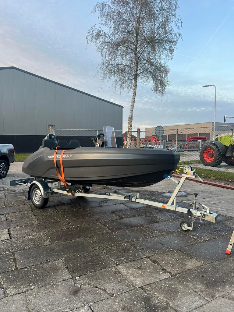 Complete boot Seastorm 12 met Suzuki 20PK, zo goed als nieuw, Ophalen, Zo goed als nieuw