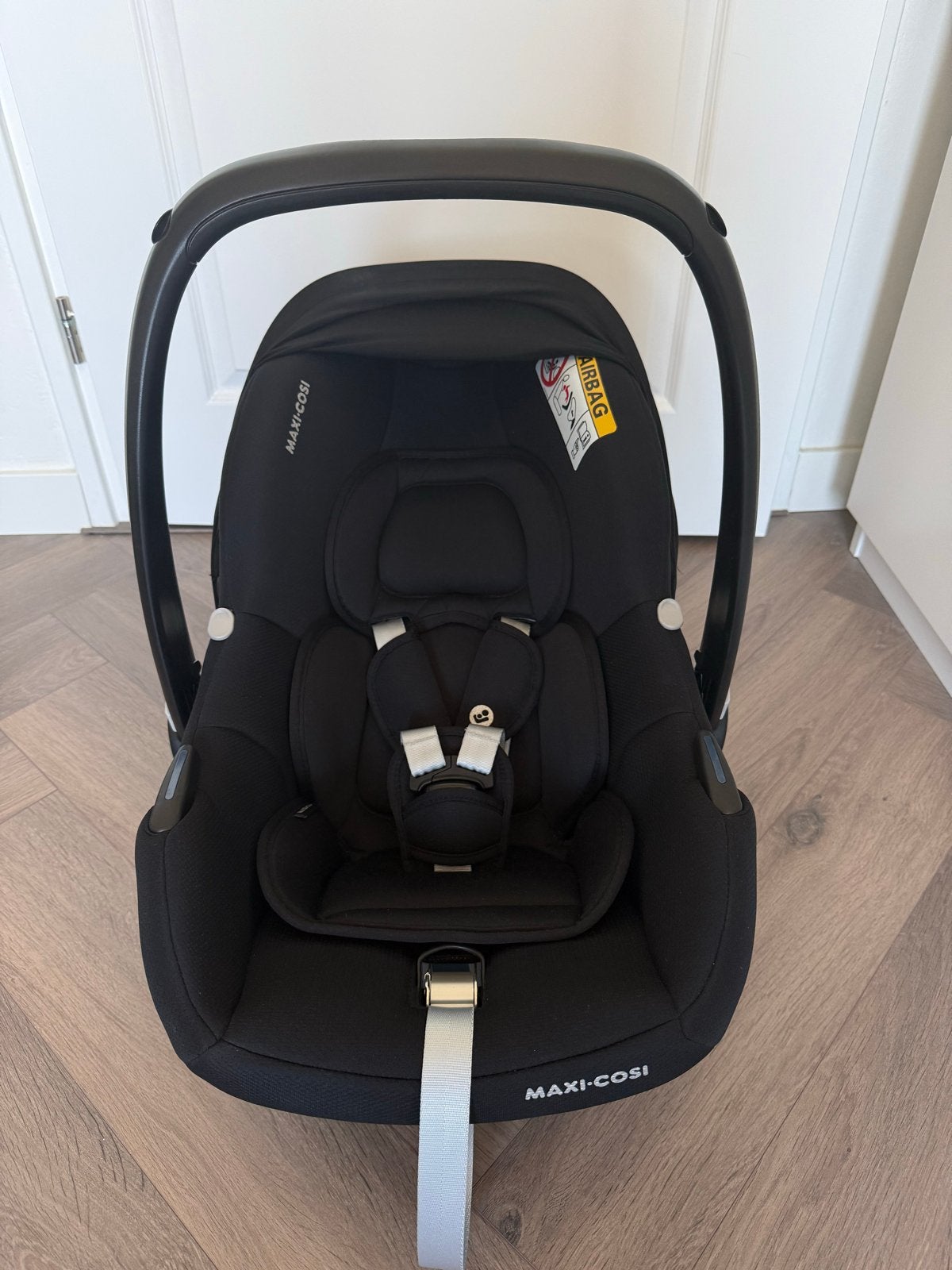 Maxi Cosi Cabriofix i-Size autostoel, Ophalen, Autogordel of Isofix, Zijbescherming, Zo goed als nieuw