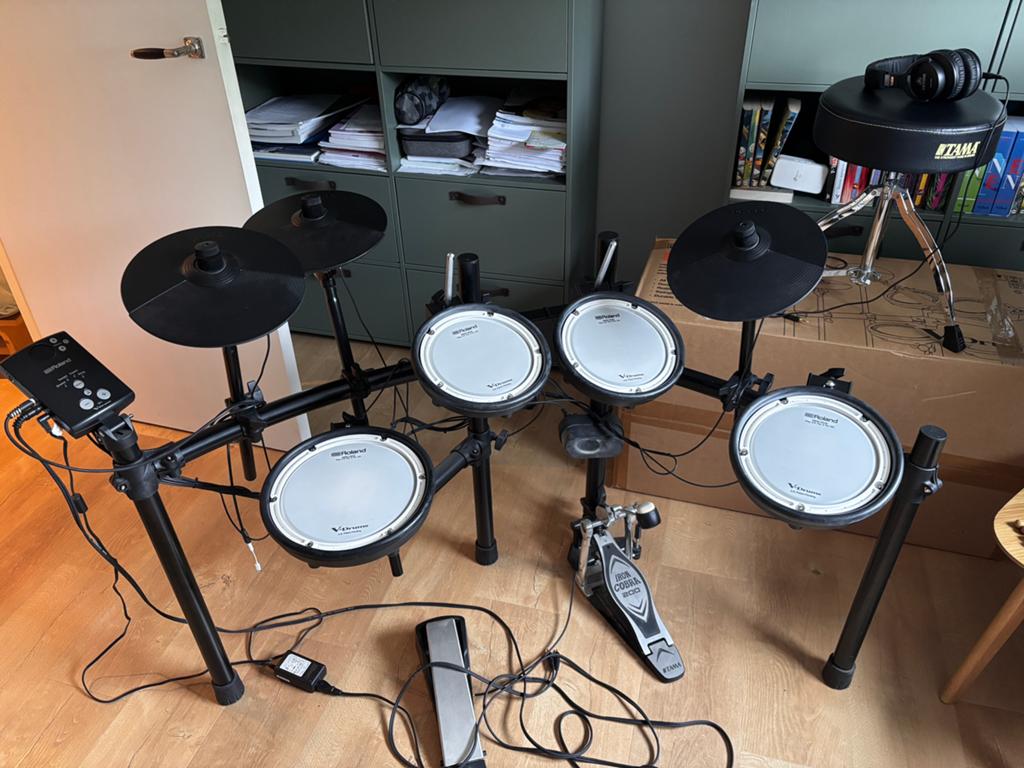 Roland V Drums TD-1DMK electronisch drumstel, Muziek en Instrumenten, Drumstellen en Slagwerk, Ophalen, Zo goed als nieuw, Roland
