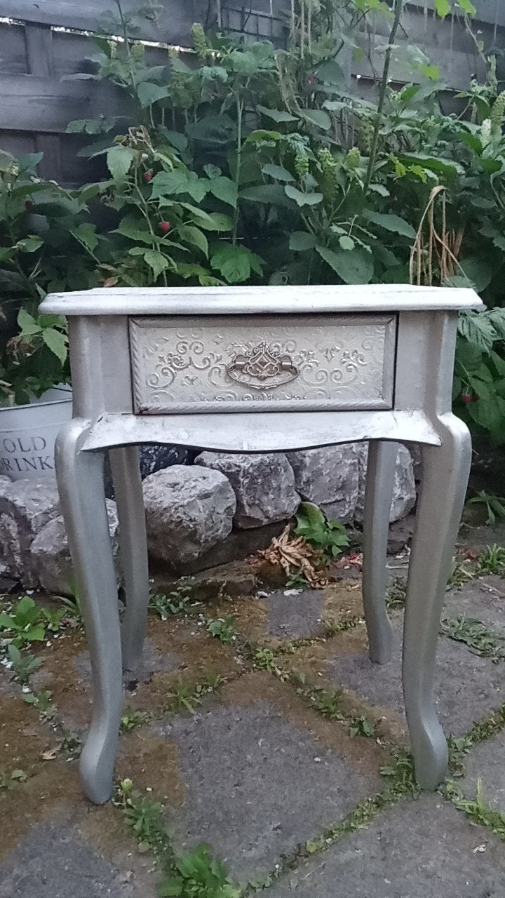 Nachttafel / Decoratieve bijzettafel met lade -Zilverkleurig, Ophalen