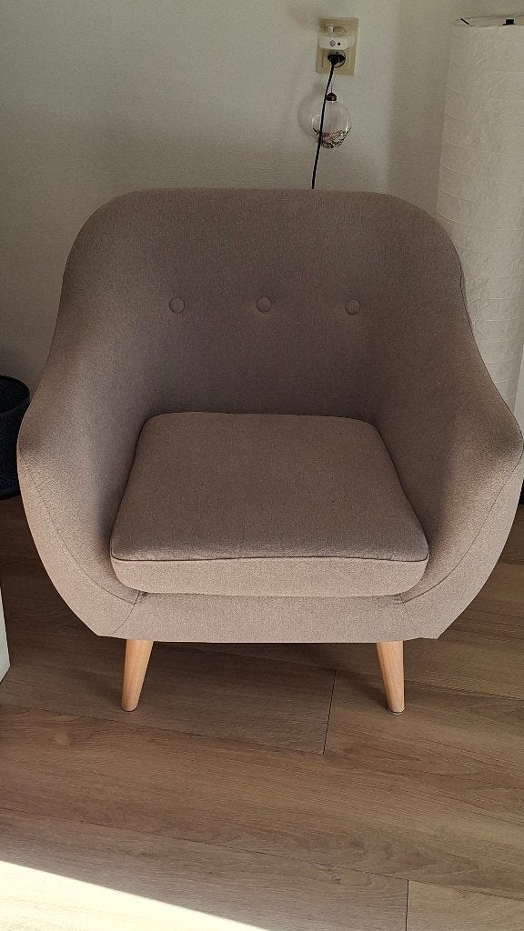 Scandinavische fauteuilmodel Jysk grijs, Ophalen, 75 tot 100 cm, Zo goed als nieuw, Stof