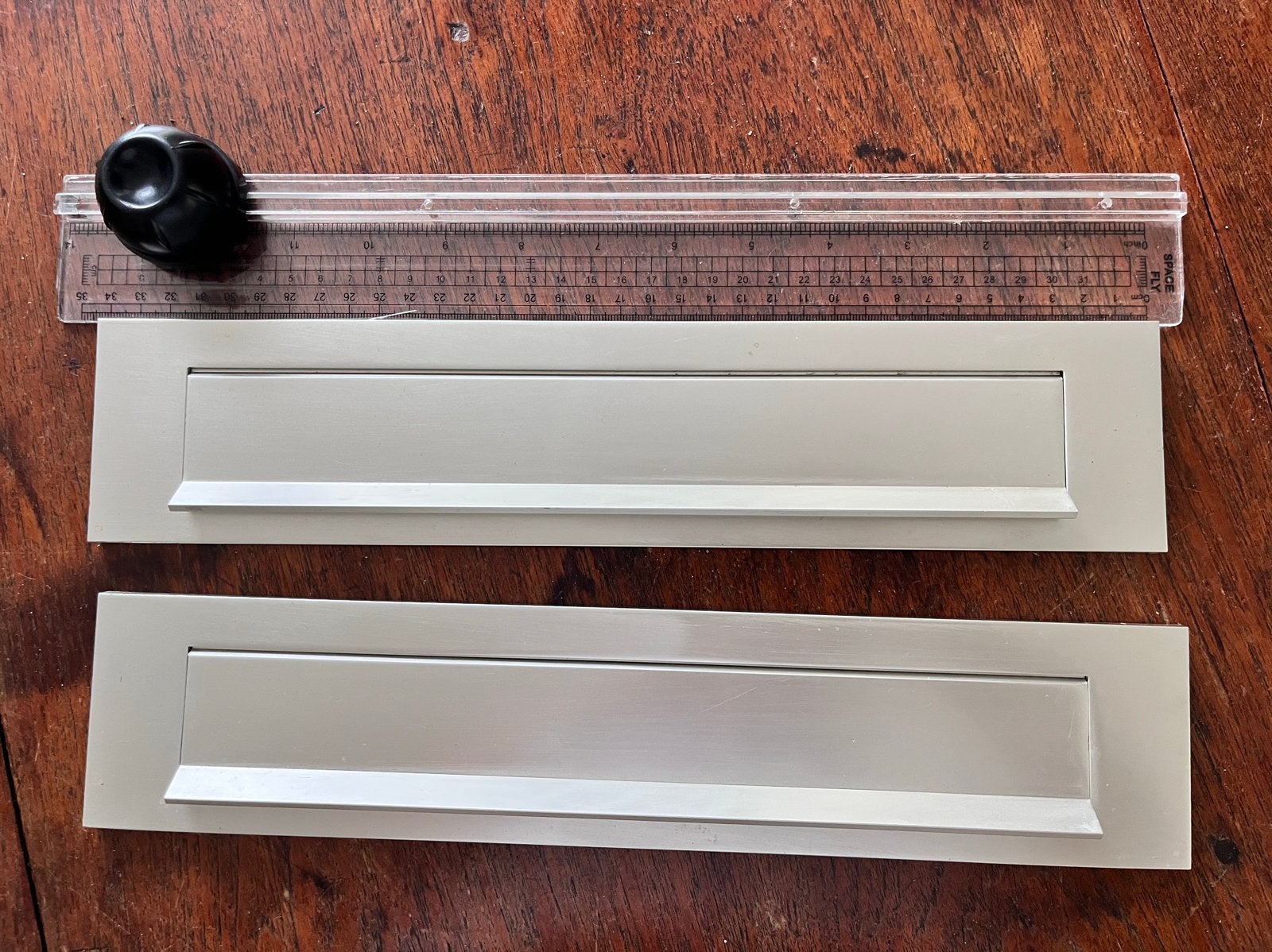 Brievenbusklep briefplaat aluminium champagnekleur 34x7 cm, Ophalen of Verzenden, Zo goed als nieuw, Aluminium