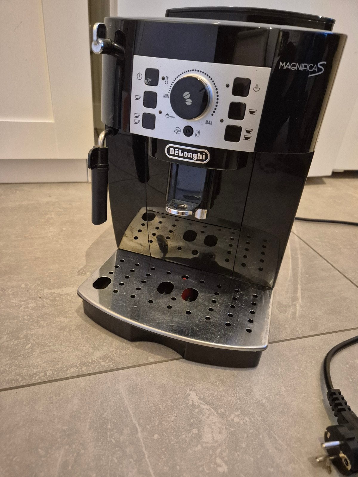 delonghi magnifiek s koffiezetapparaat, Ophalen, 10 kopjes of meer, Koffiemachine, Koffiebonen