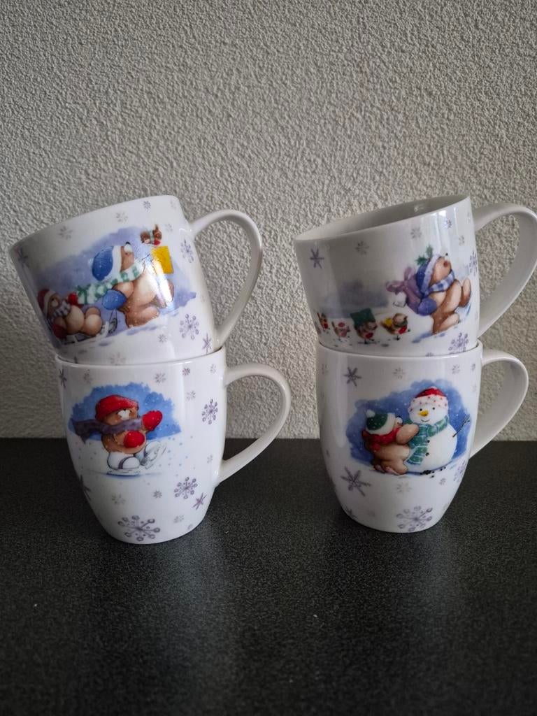 Forever Friends mokken - set van 4, Huis en Inrichting, Keuken | Servies, Keramiek, Ophalen of Verzenden, Zo goed als nieuw, Overige stijlen