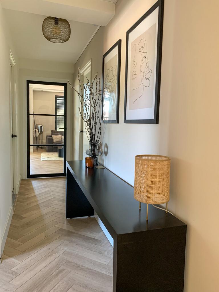 Zwarte sidetable, Ophalen, Gebruikt, 150 tot 200 cm, Overige houtsoorten