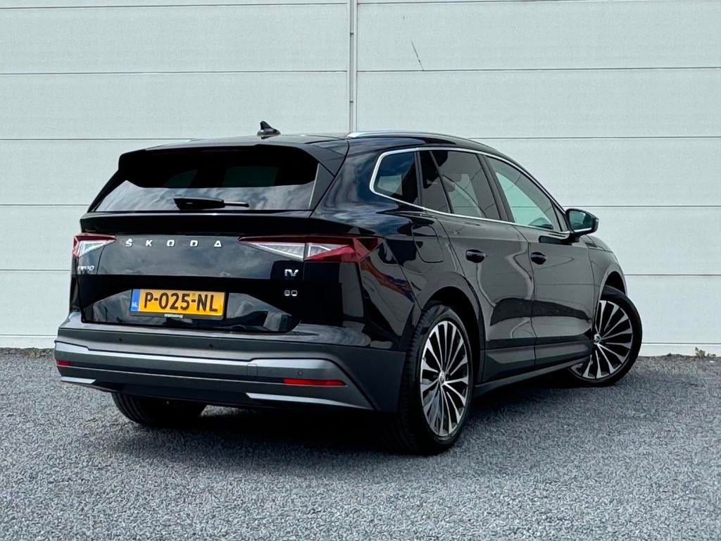Skoda Enyaq iV 80 Org NL SOH 96% Warmtepomp Keyless Camera S, Auto's, Skoda, Automaat, Achterwielaandrijving, Gebruikt, Zwart
