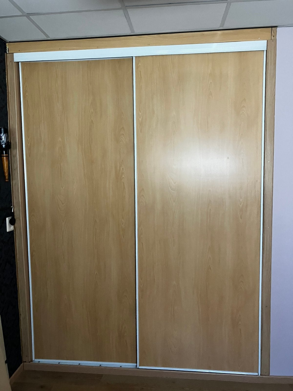 Schuifdeuren + Geleiderails voor (kleding) kast (240x180 cm), 200 cm of meer, 150 tot 200 cm, Zo goed als nieuw, Minder dan 25 cm