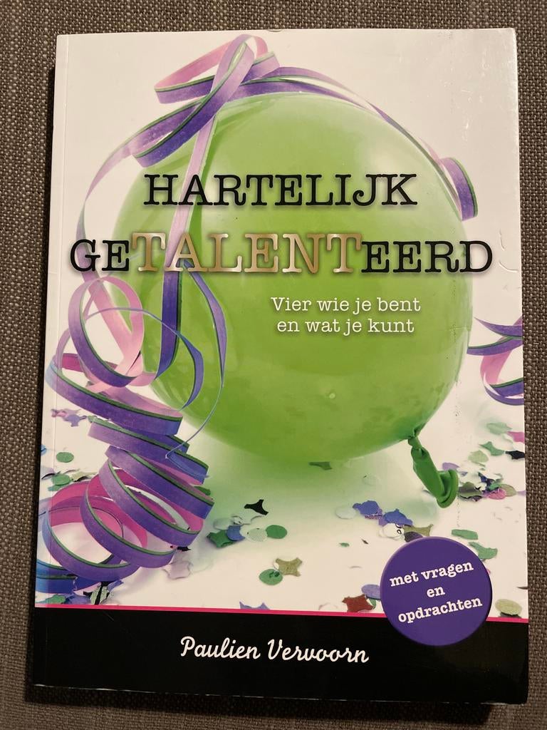 Paulien Vervoorn - Hartelijk getalenteerd, Ophalen of Verzenden, Zo goed als nieuw, Zwangerschap en Bevalling, Paulien Vervoorn