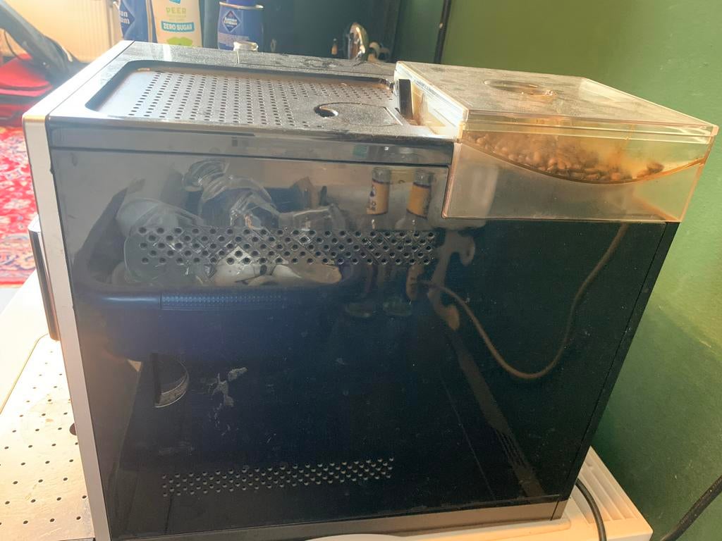 Melitta Caffeo Bistro volautomatische koffiemachine, Witgoed en Apparatuur, Ophalen, Afneembaar waterreservoir, Gebruikt, Koffiemachine