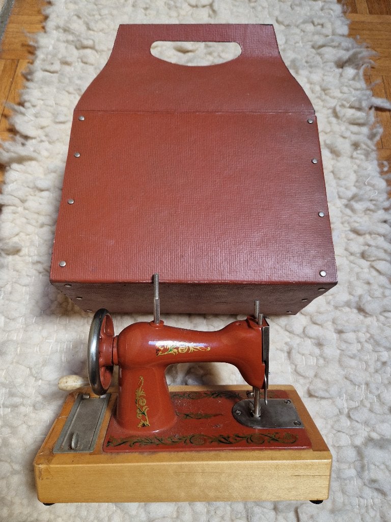 Vintage Kindernaaimachine met Originele Koffer –Jaren '60, Ophalen, Gebruikt