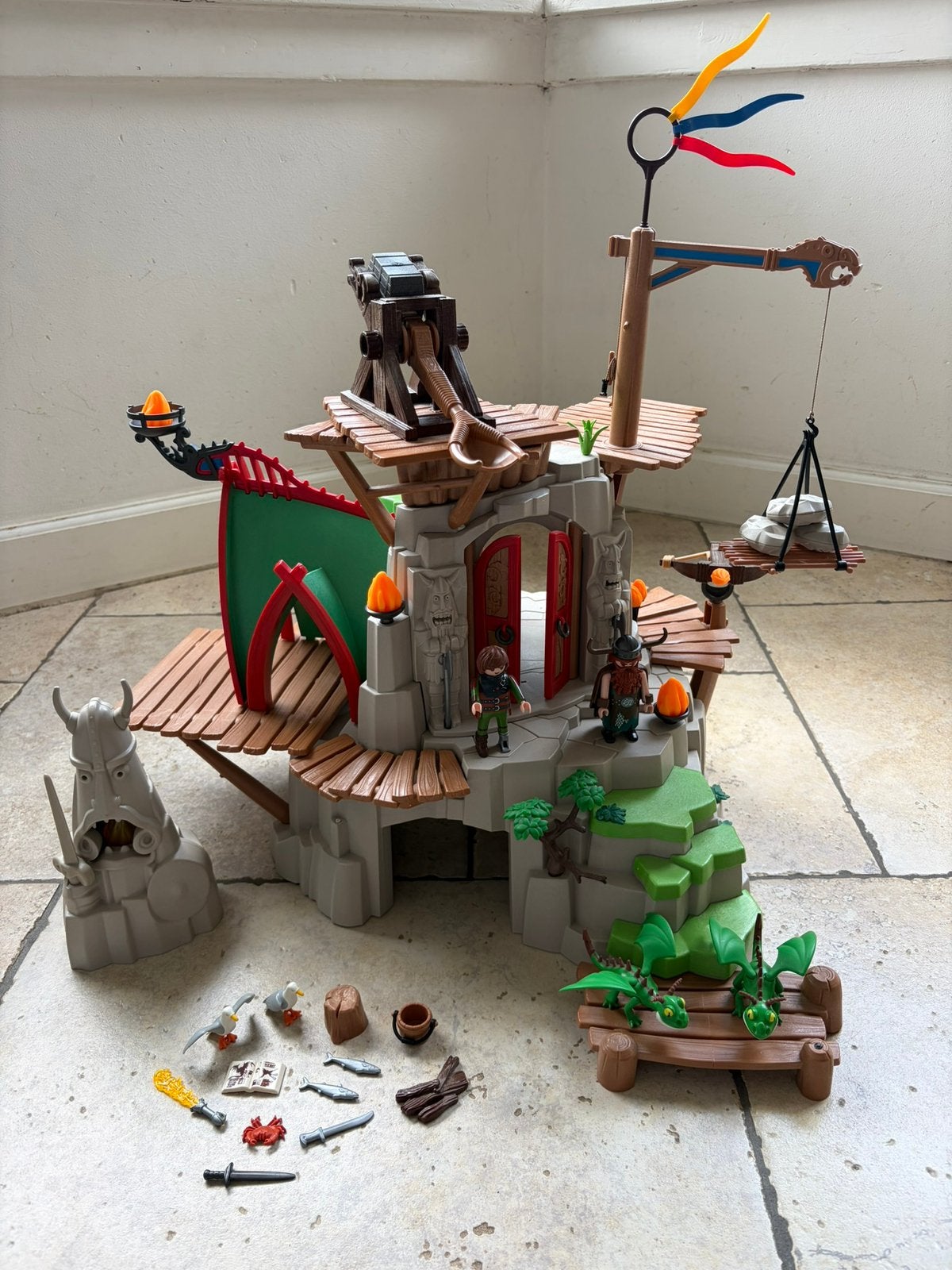 Playmobil dragons kasteel Berk 9243, Ophalen of Verzenden, Zo goed als nieuw